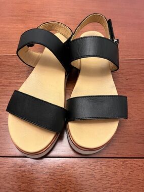 Nisolo- Go-To Flatform Slingback Sandal Sz 7
